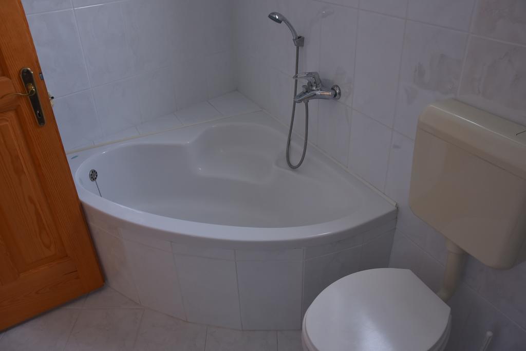 Apartment And Studio Damjan أوهغيد المظهر الخارجي الصورة